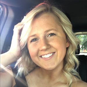 Meet your Posher, Alix